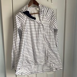 Lululemon lightweight jacket